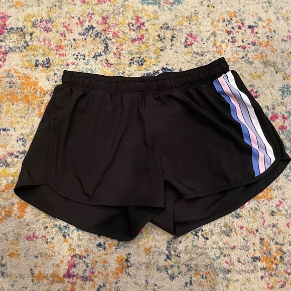 Old Navy active shorts size M - Picture 1 of 4